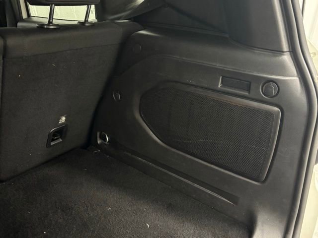 Used 2023 Jeep Renegade Latitude w/ Sun/Sound Group image 8