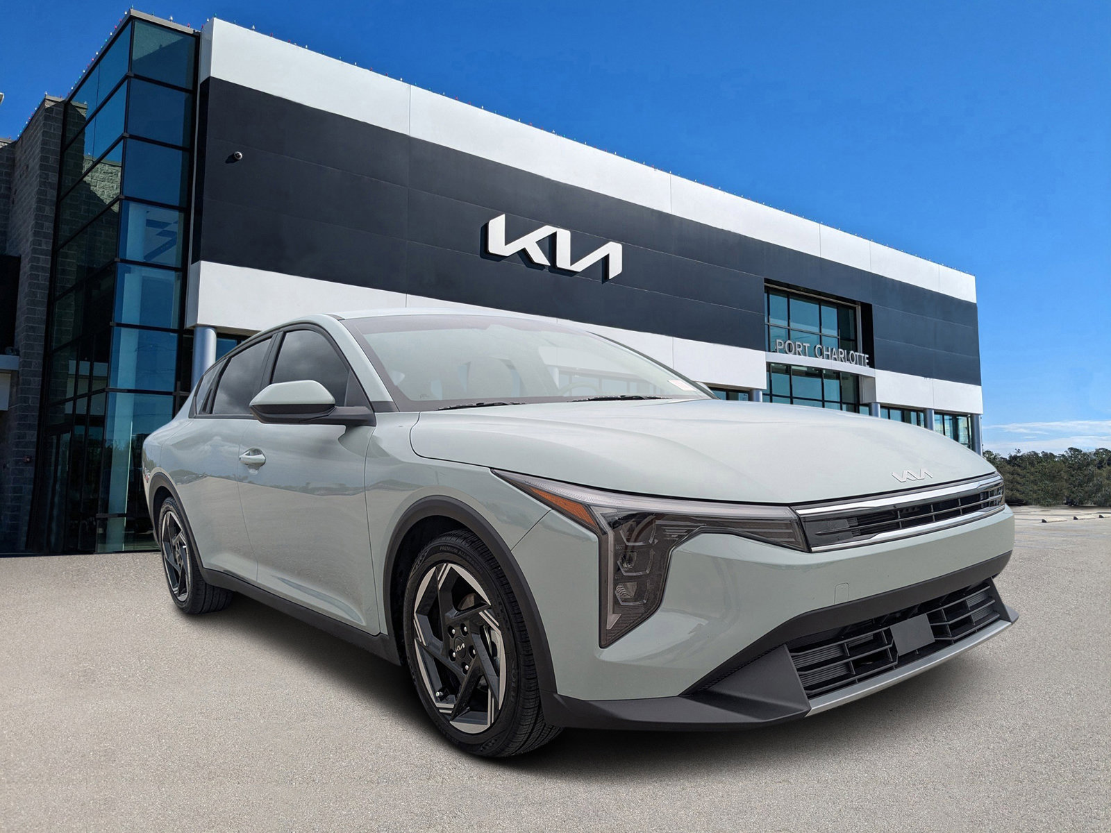 Used 2025 Kia K4 EX