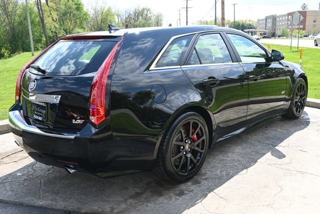 Used 2014 Cadillac CTS V RWD image 5