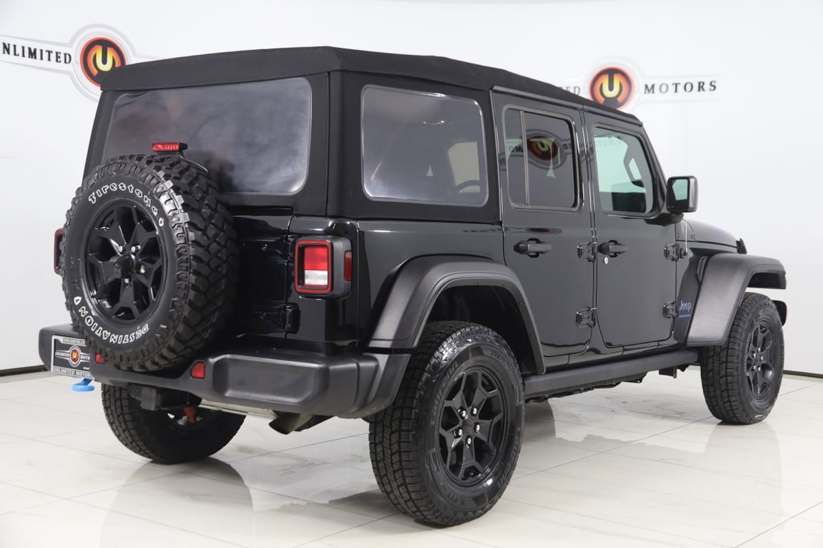 Used 2023 Jeep Wrangler Unlimited w/ Cold Weather Group image 3
