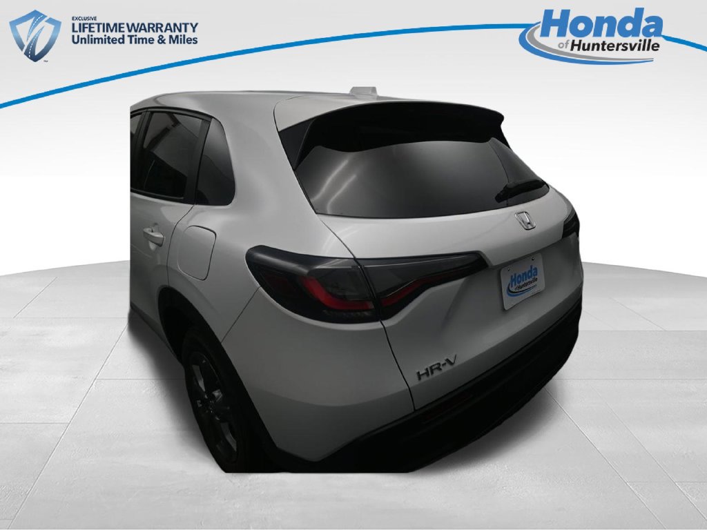 New 2027 Honda HR-V LX image 17