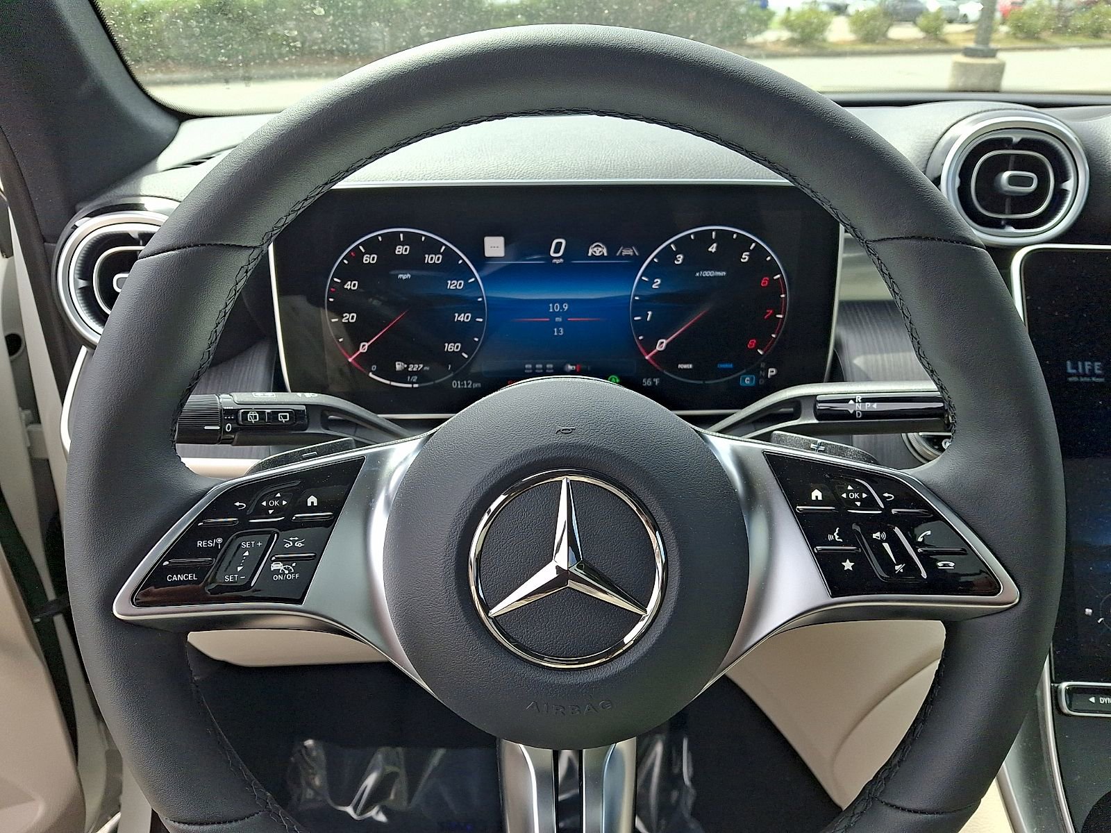 New 2026 Mercedes-Benz GLC 300 4MATIC image 15