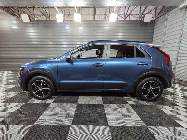 Used 2024 Kia Niro EX w/ EX Cold Weather Package image 8
