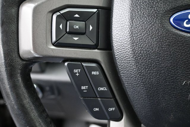 Used 2020 Ford Expedition Max XLT w/ Equipment Group 202A AWD/4WD image 18
