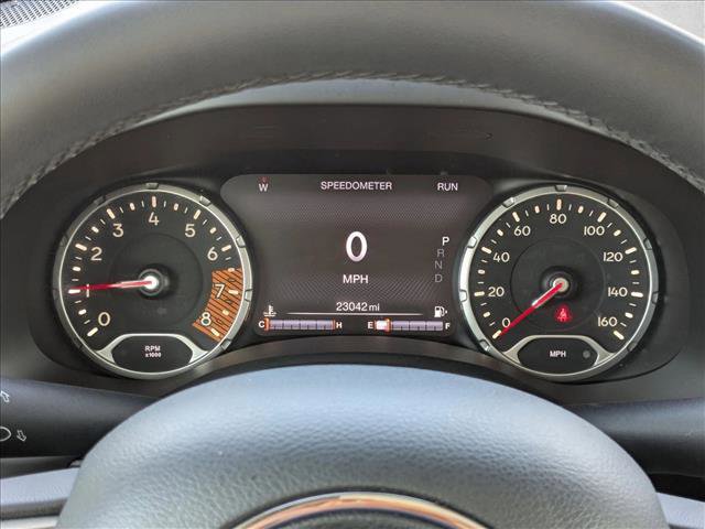 Used 2021 Jeep Renegade Latitude image 10