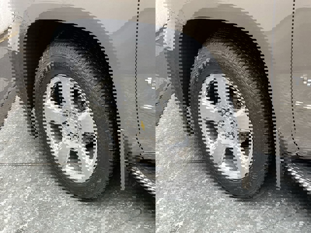 Used 2015 Chevrolet Tahoe LTZ AWD/4WD image 38