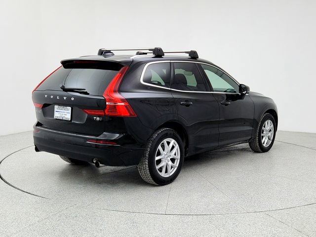 Used 2019 Volvo XC60 T5 Momentum w/ Premium Package image 5