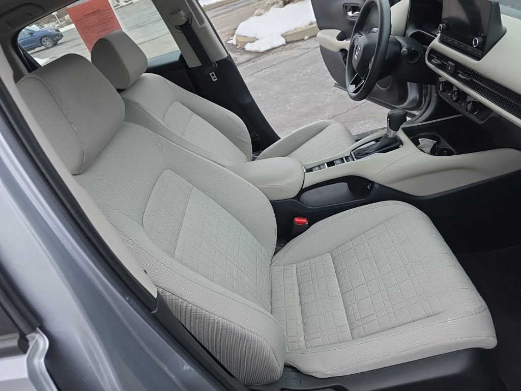 Certified 2023 Honda HR-V LX image 25
