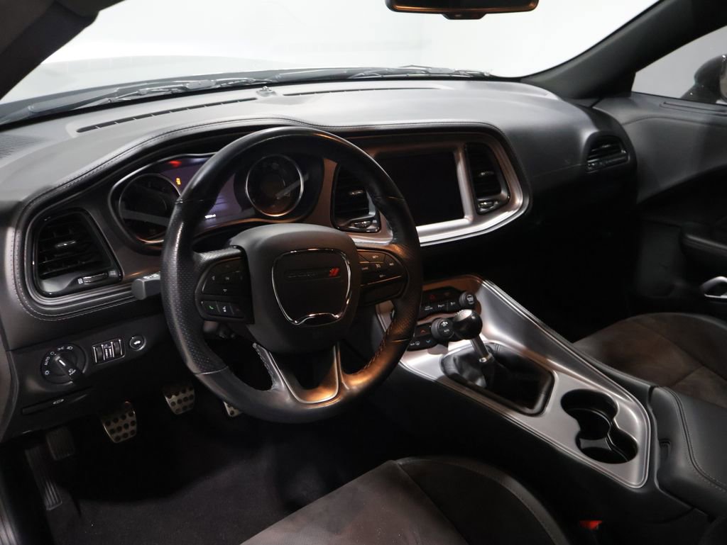Used 2023 Dodge Challenger R/T w/ Plus Package image 18