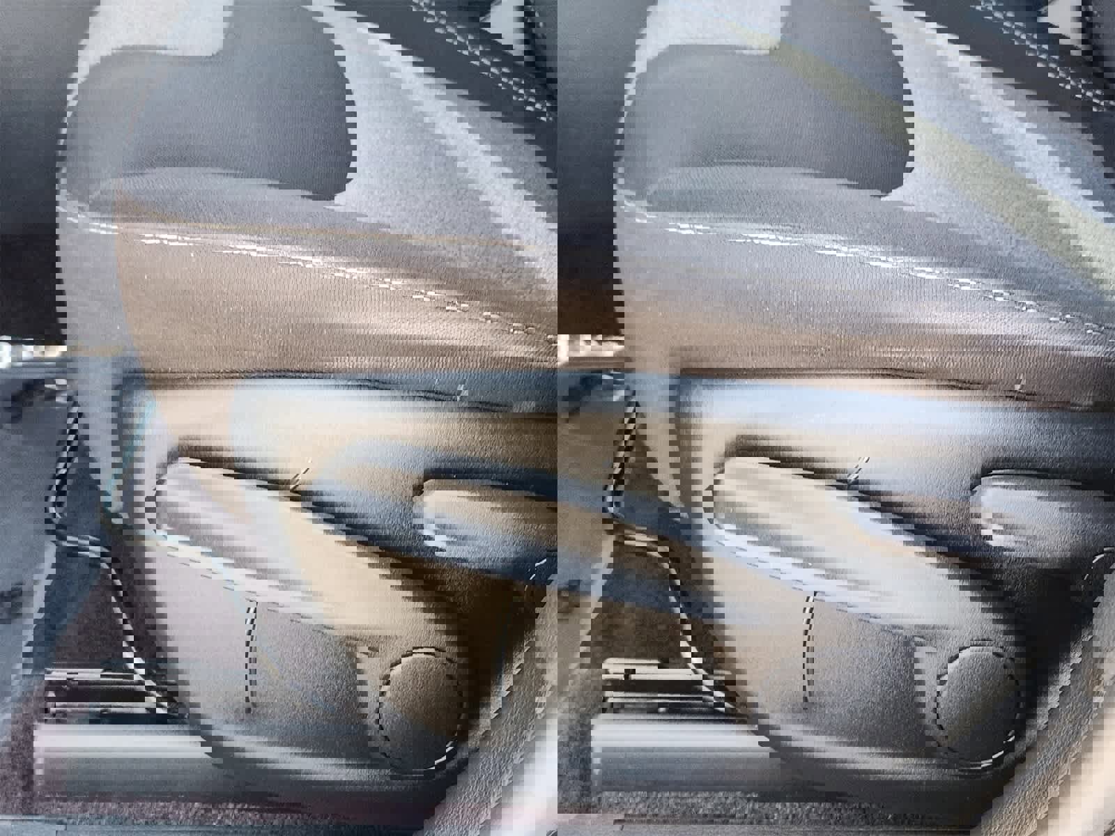 Used 2018 Jeep Cherokee Latitude image 26