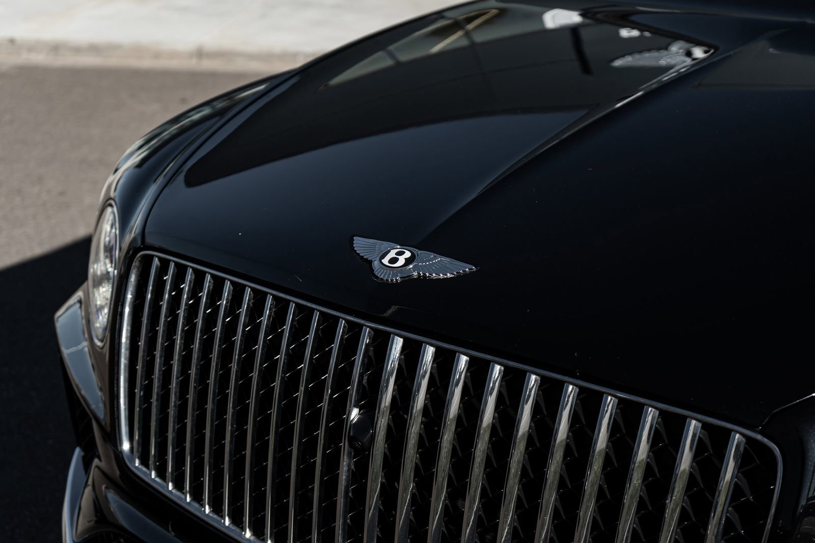 Used 2023 Bentley Bentayga Extended Wheelbase image 10