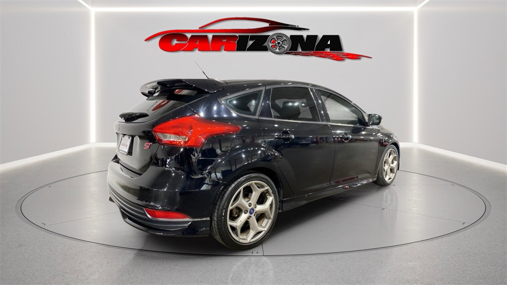 Used 2016 Ford Focus ST image 3