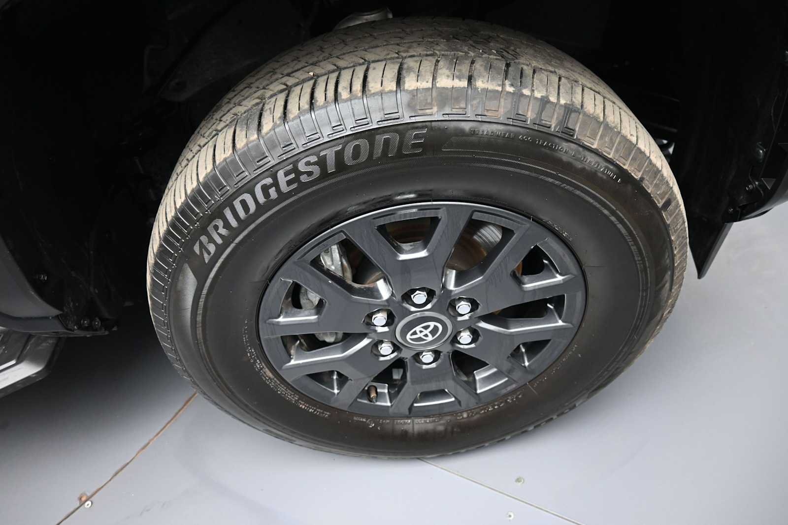 Certified 2025 Toyota 4Runner SR5 AWD/4WD image 13