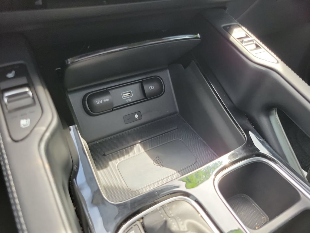 Certified 2022 Kia Telluride EX w/ EX Premium Package FWD image 29