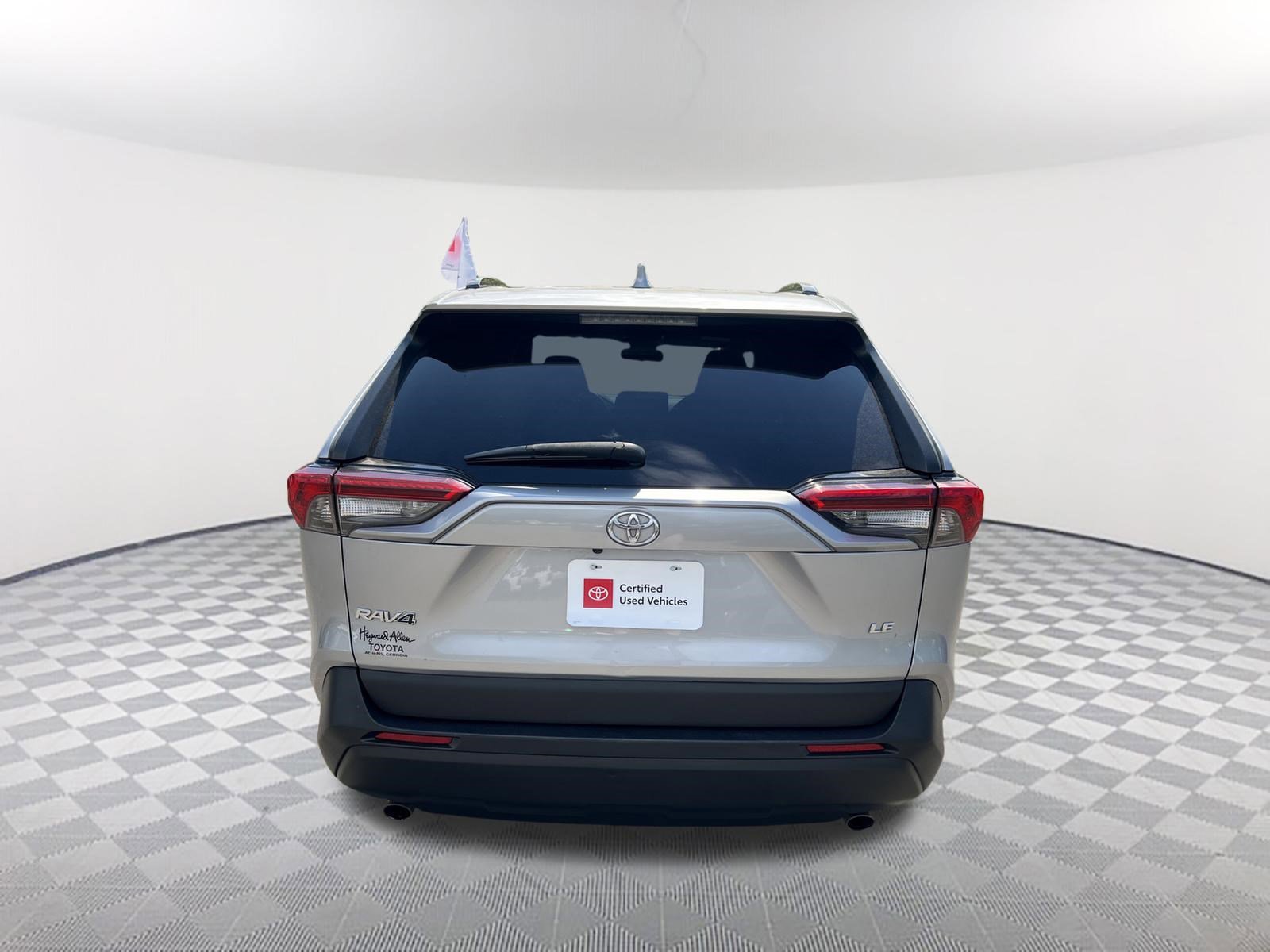 Certified 2020 Toyota RAV4 LE FWD image 16