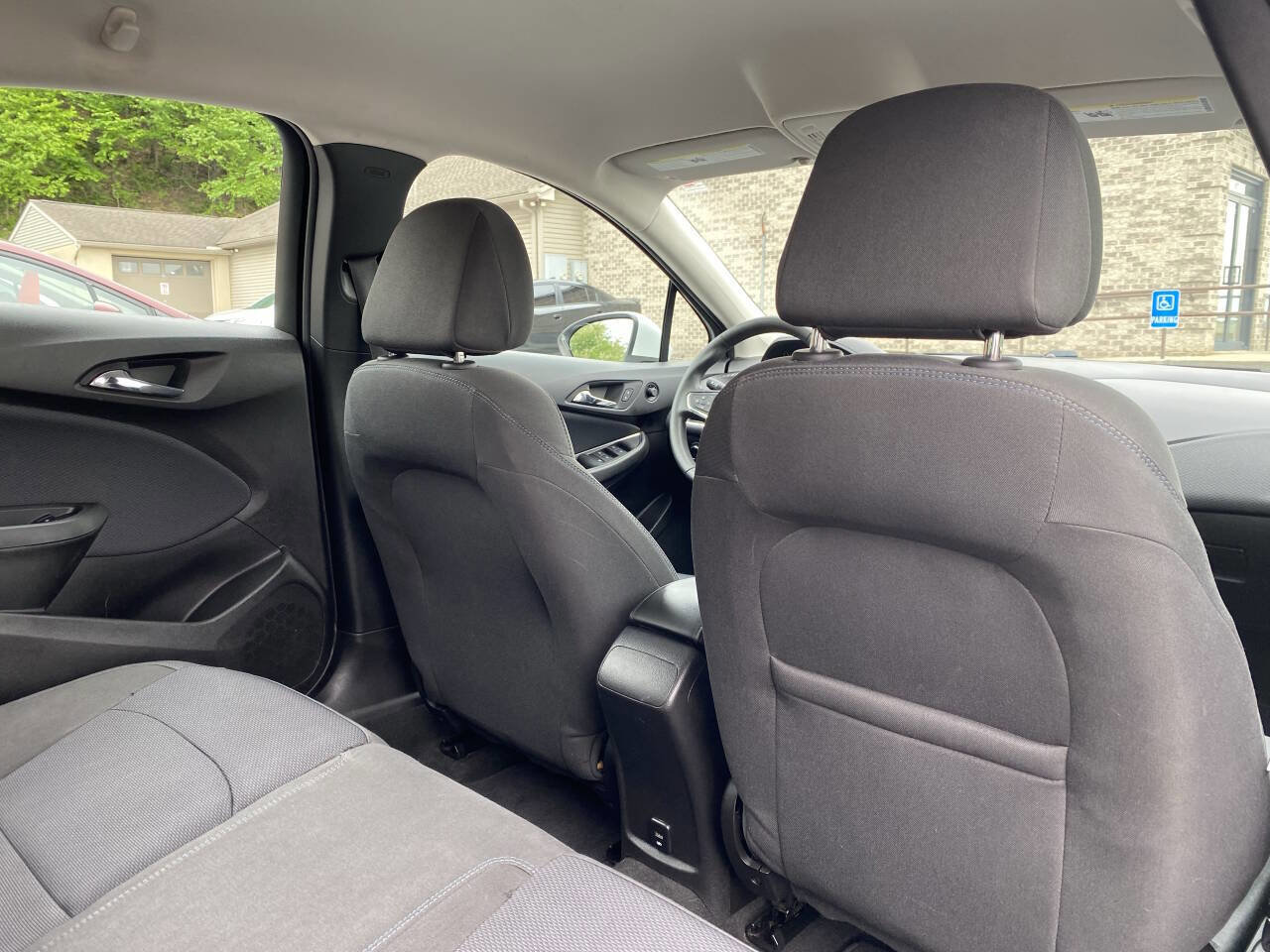 Used 2018 Chevrolet Cruze LT FWD image 20
