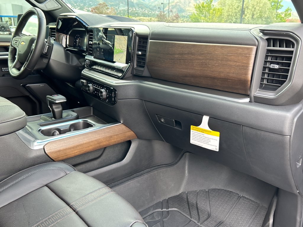 New 2026 Chevrolet Silverado 1500 High Country AWD/4WD image 8