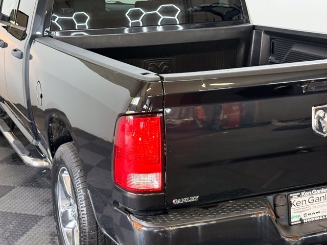 Used 2019 RAM 1500 Express w/ Express Value Package AWD/4WD image 8