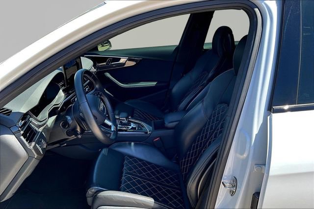 Used 2023 Audi S4 Premium Plus w/ Premium Plus Package AWD/4WD image 27