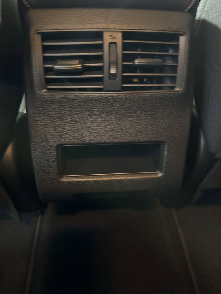 Used 2023 Mitsubishi Outlander ES image 27