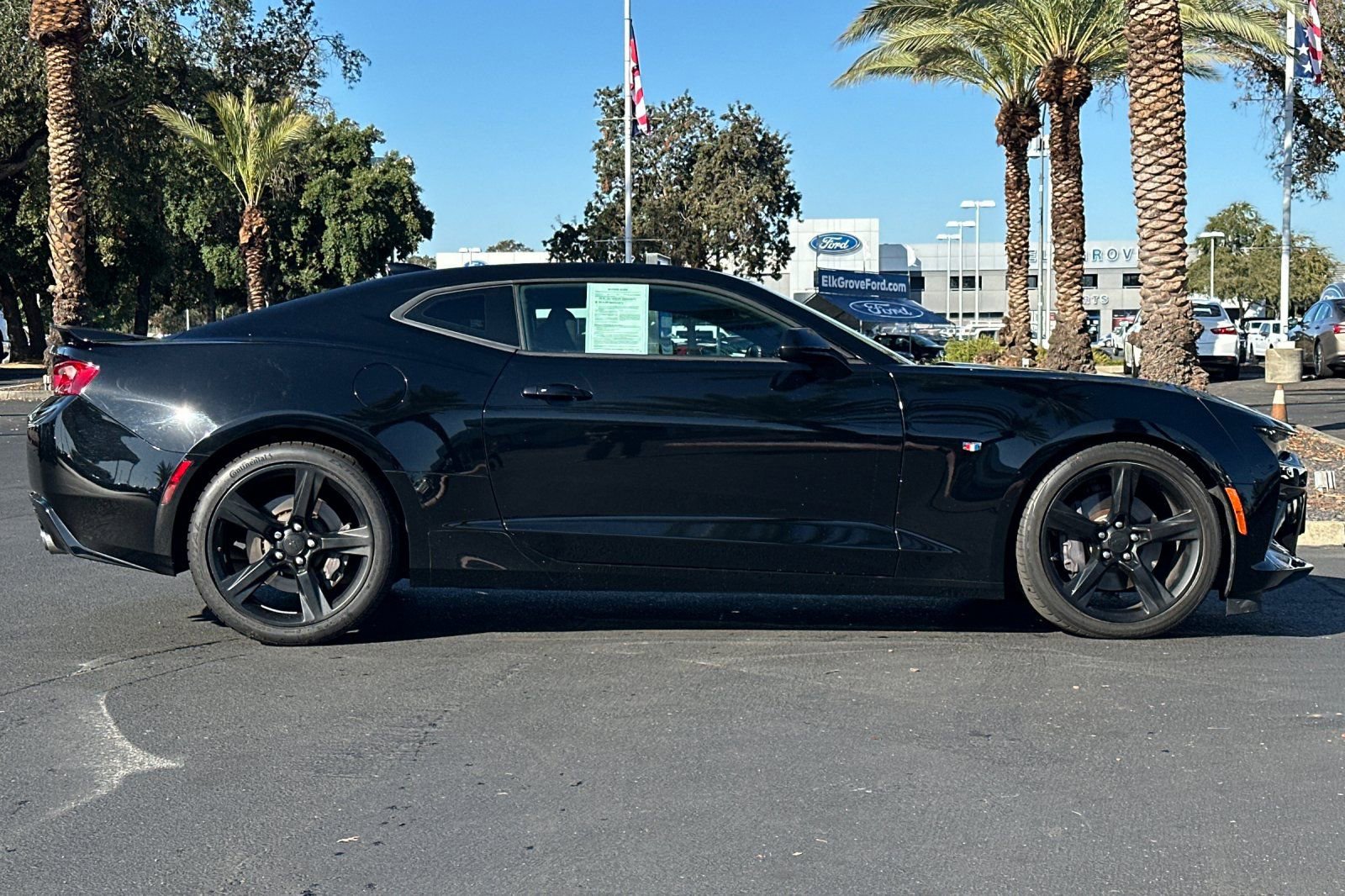 Used 2018 Chevrolet Camaro SS image 2