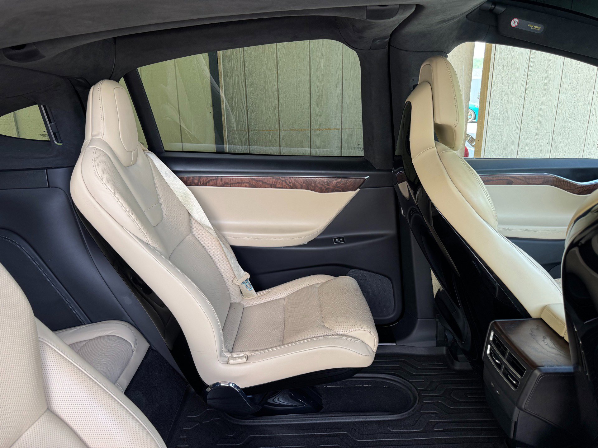 Used 2016 Tesla Model X Performance image 37