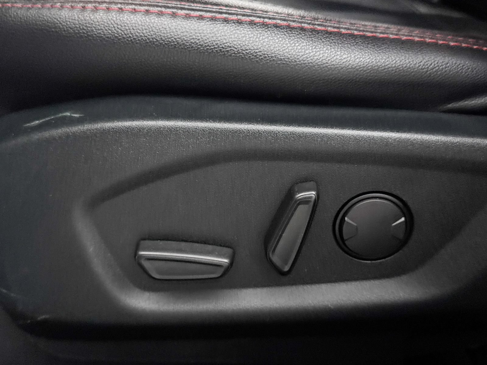 Used 2019 Ford Explorer Sport w/ Equipment Group 401A AWD/4WD image 30