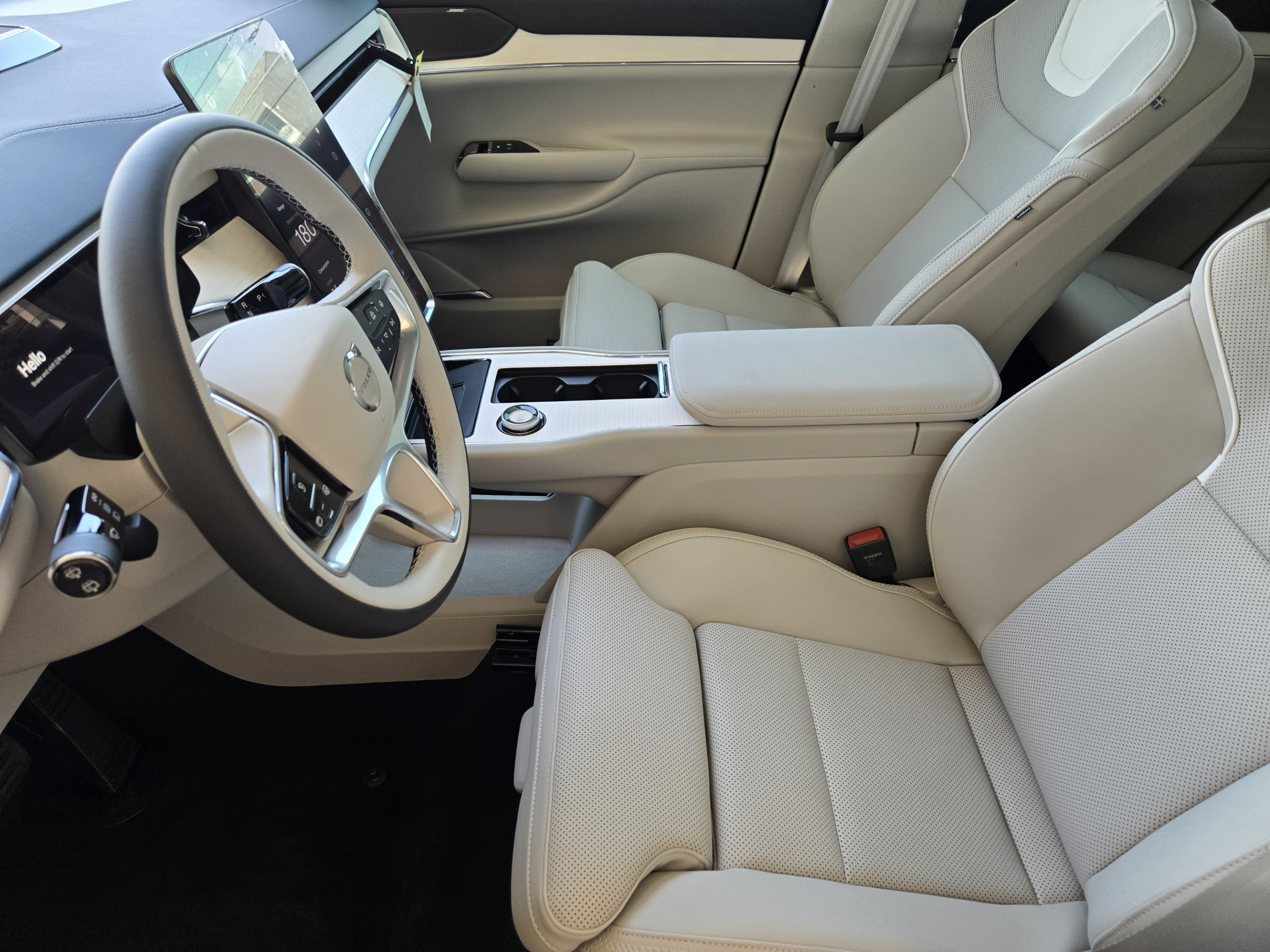 New 2026 Volvo EX90 Plus AWD/4WD image 15