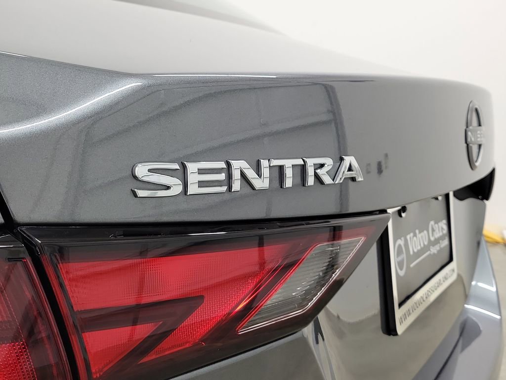 Used 2025 Nissan Sentra S image 8