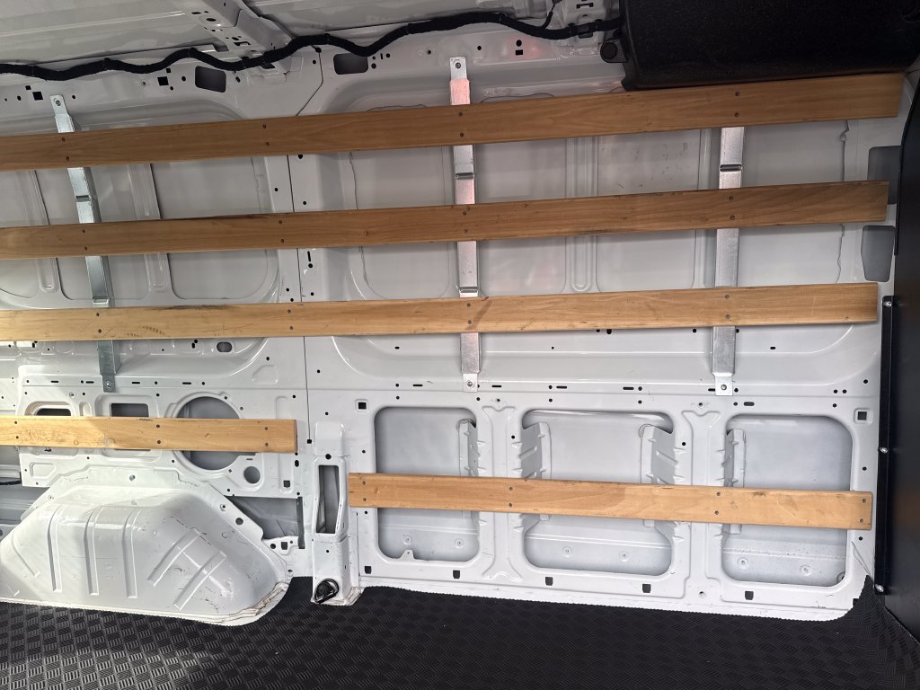 Used 2025 Ford Transit 250 Low Roof w/ Exterior Upgrade Package RWD image 21