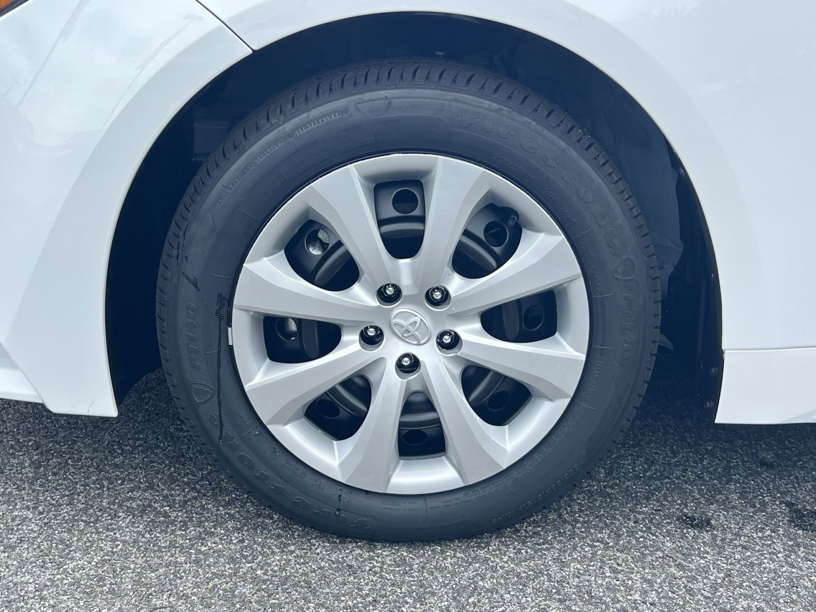 New 2026 Toyota Corolla LE FWD image 5