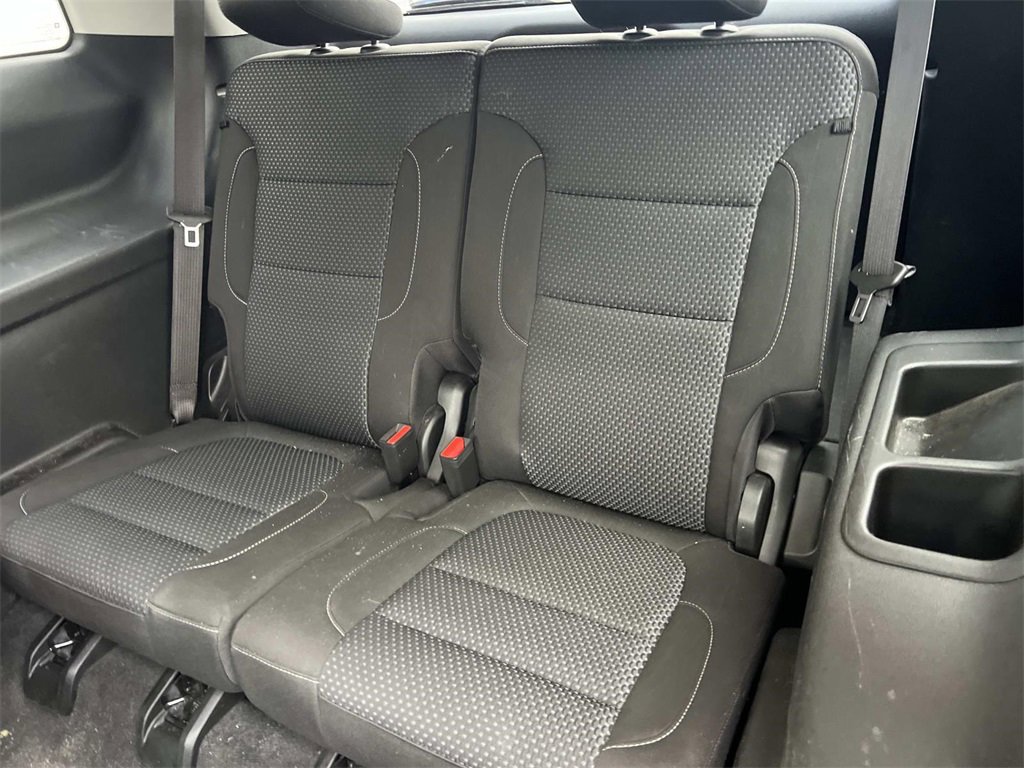 Certified 2023 GMC Acadia SLE w/ Driver Convenience Package image 11