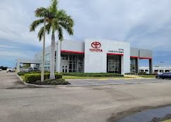 Certified 2021 Toyota Prius XLE FWD image 8