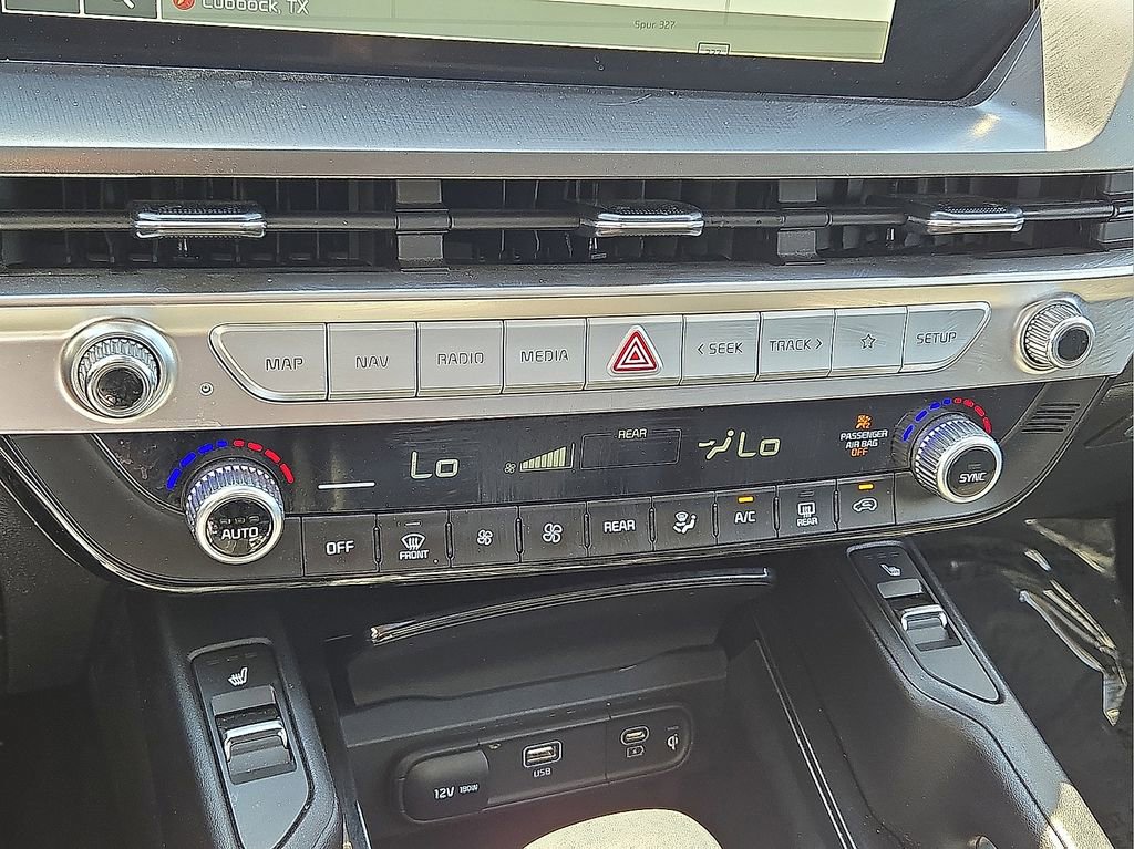 Used 2025 Kia Telluride S FWD image 29