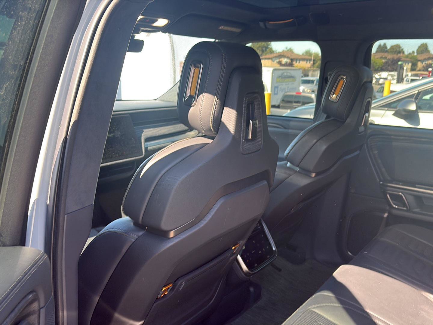 Used 2022 Rivian R1S Launch Edition AWD/4WD image 18