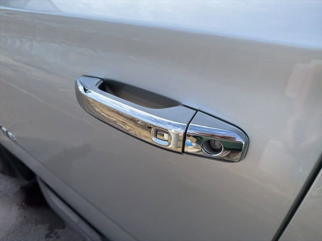 Used 2020 Chevrolet Tahoe LT image 25