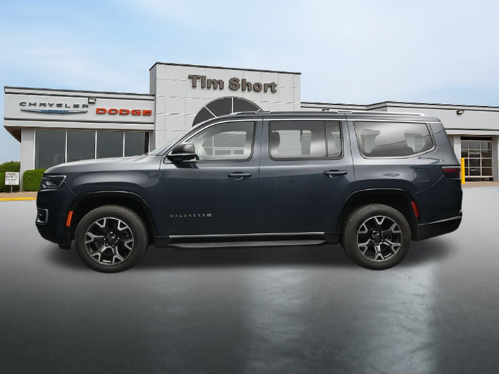 Used 2024 Jeep Wagoneer Series III AWD/4WD image 2