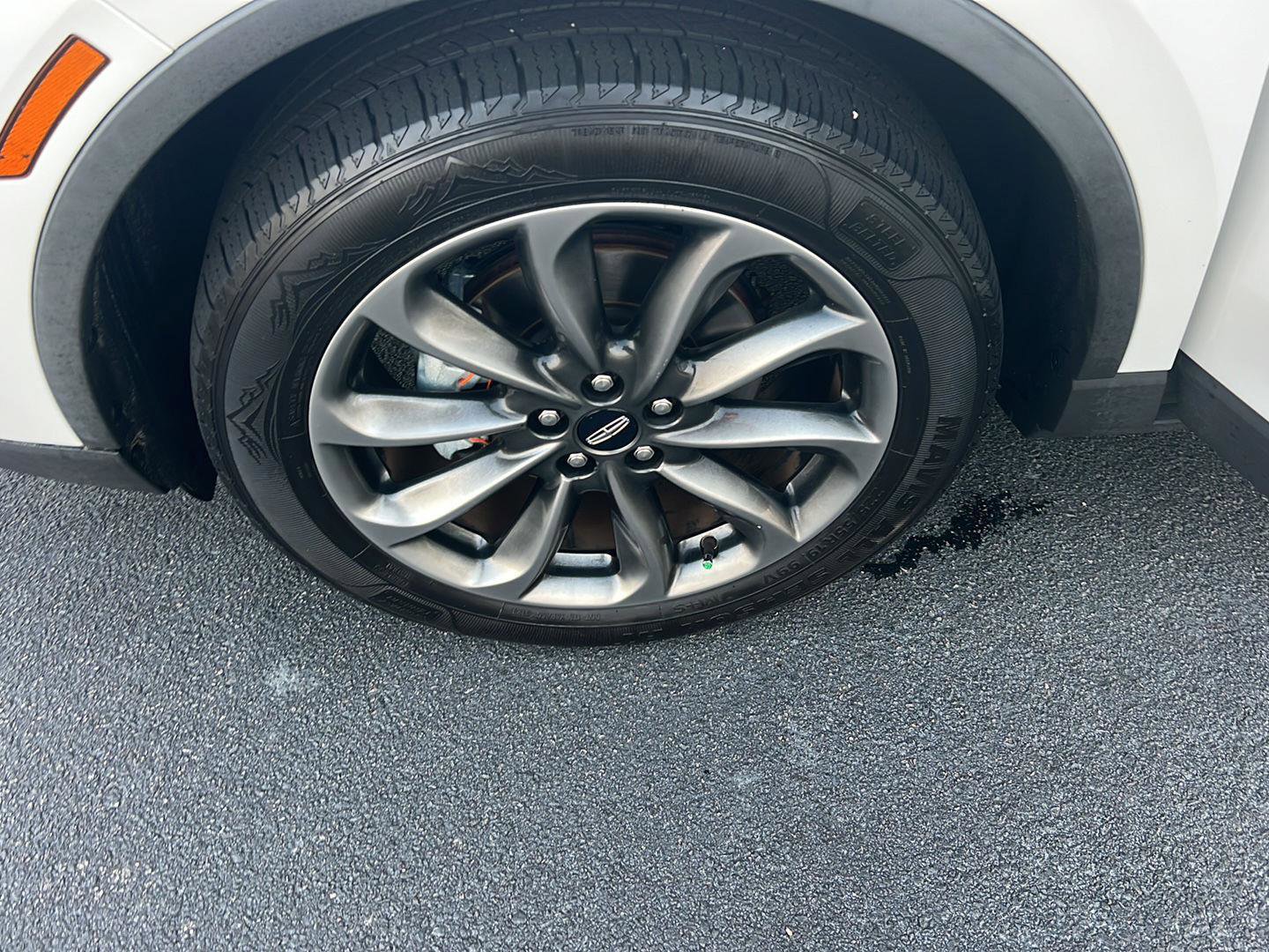 Used 2021 Lincoln Corsair AWD w/ Premium Package image 42