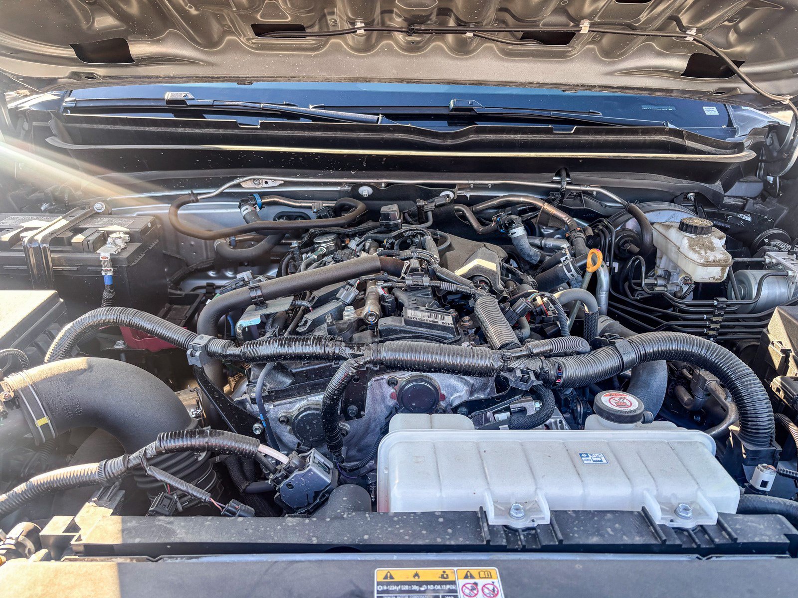 Used 2025 Toyota Tacoma SR5 AWD/4WD image 15