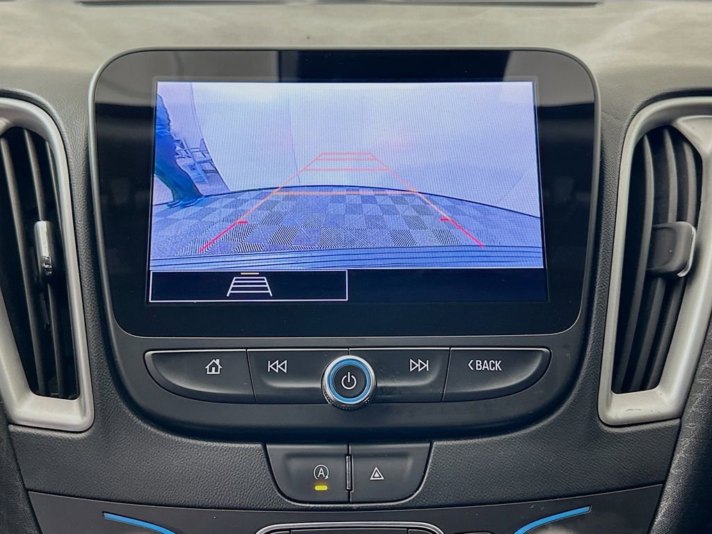 Used 2023 Chevrolet Malibu LS image 13