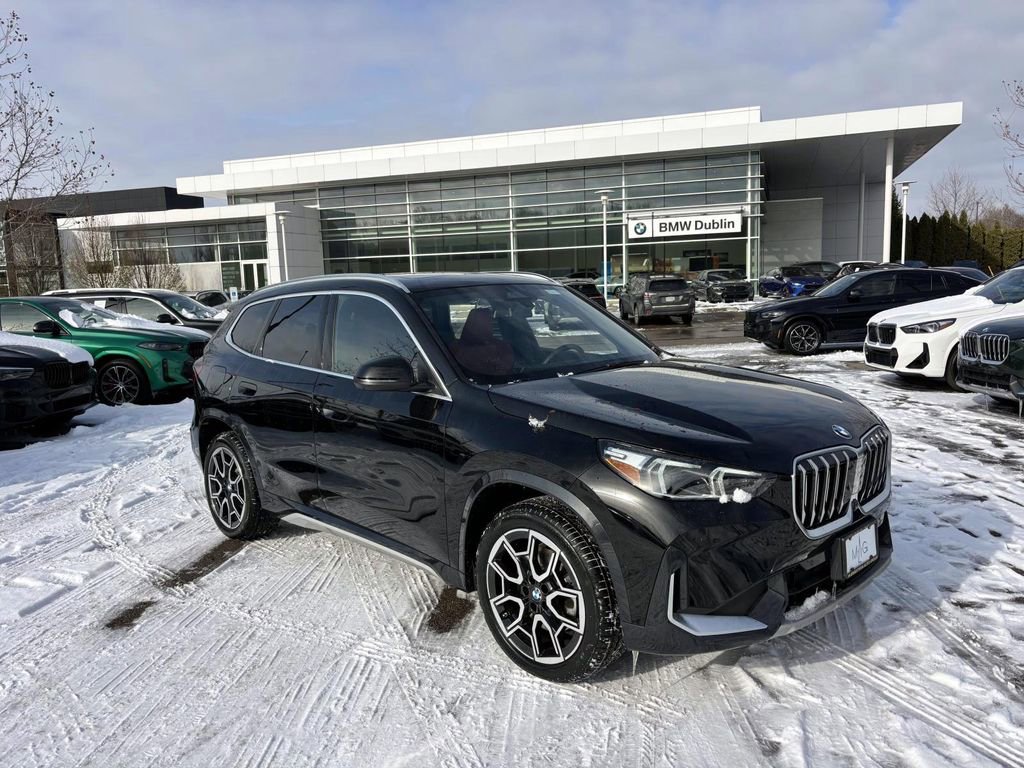 Certified 2025 BMW X1 xDrive28i w/ Premium Package image 1