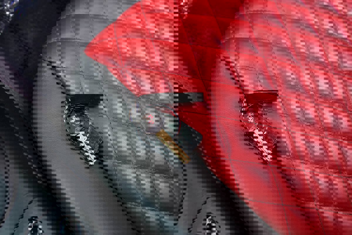 Used 2000 Porsche 911 Cabriolet image 22