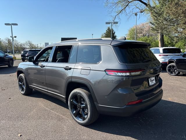 New 2026 Jeep Grand Cherokee L Limited w/ Limited Altitude Package AWD/4WD image 4