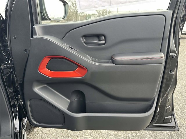New 2026 Nissan Frontier PRO-4X w/ Pro-4x Convenience Package image 8
