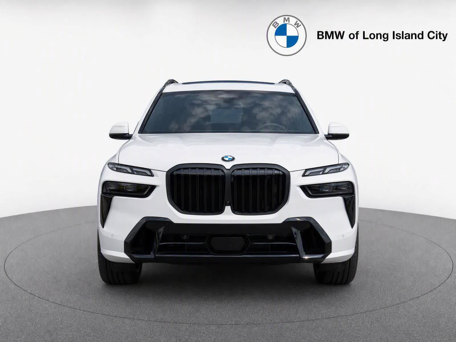 New 2027 BMW X7 xDrive40i w/ M Sport Package AWD/4WD image 2