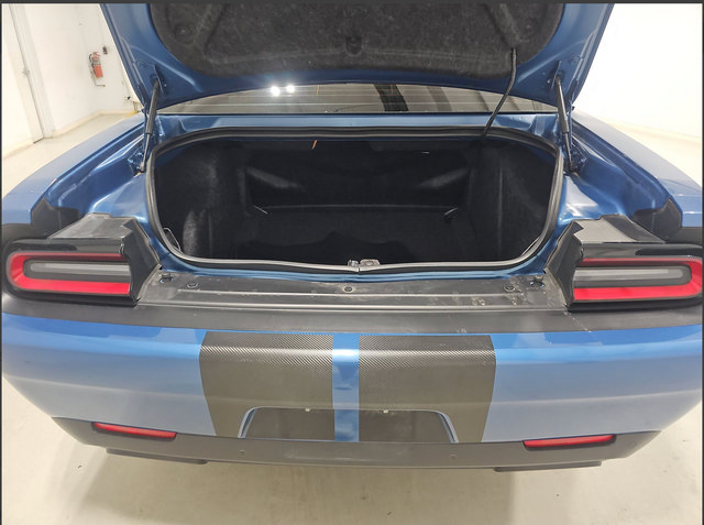 Used 2021 Dodge Challenger SRT Hellcat w/ Plus Package RWD image 16