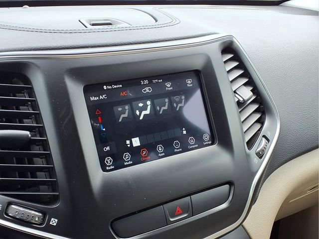 Certified 2017 Chevrolet Silverado 1500 LT w/ LPO, Black Pack AWD/4WD image 4