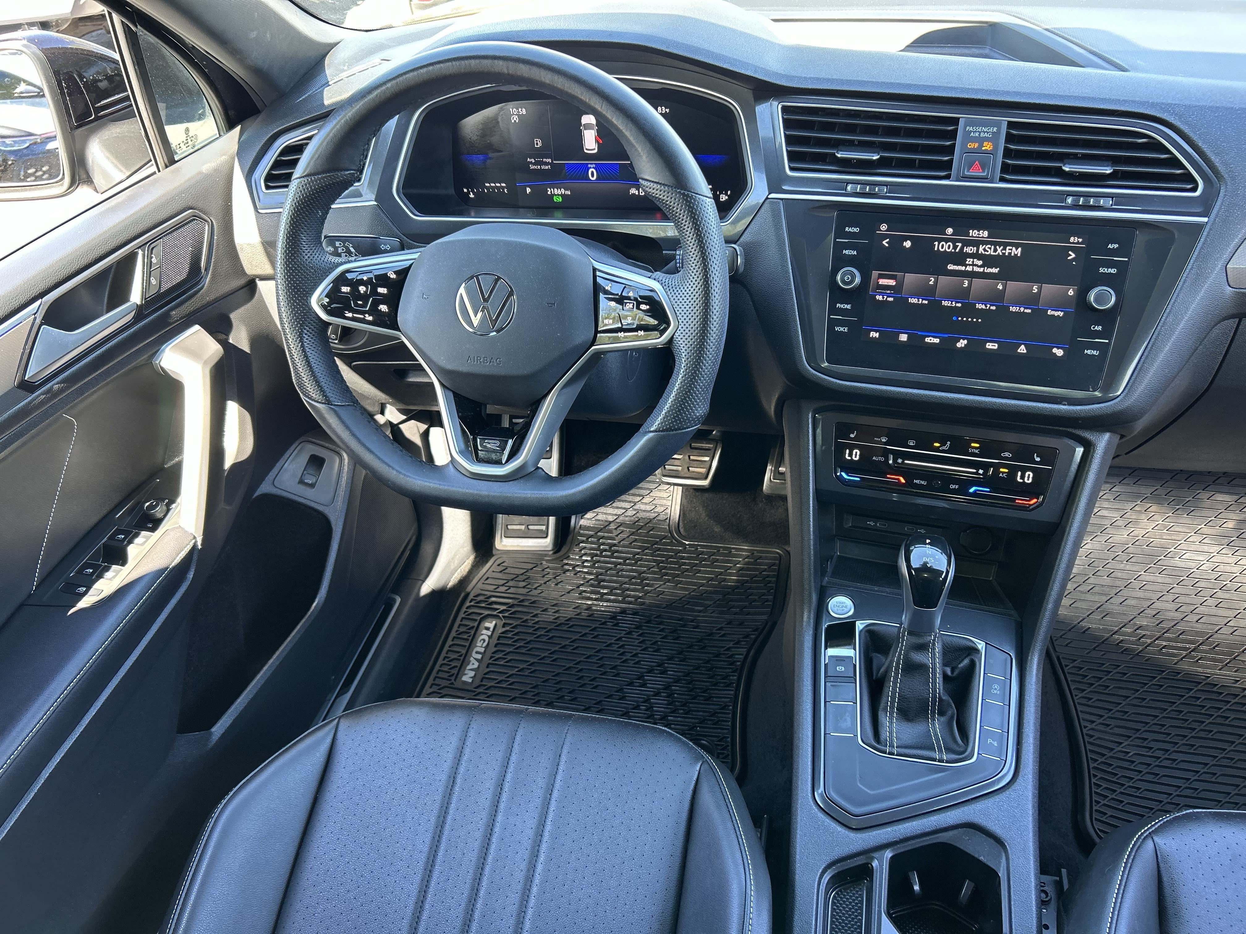 Used 2024 Volkswagen Tiguan SE R-Line FWD image 13