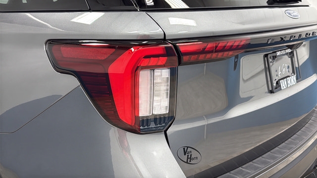 Used 2026 Ford Explorer ST-Line w/ ST-Line Street Pack AWD/4WD image 40