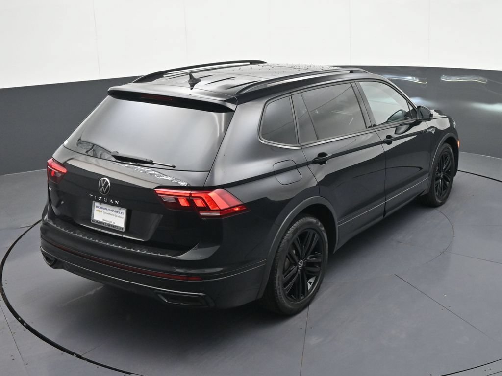 Used 2022 Volkswagen Tiguan SE R-Line FWD image 25